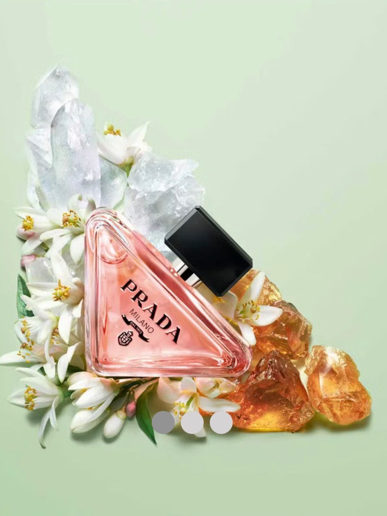 Prada Paradoxe Eau de Parfum, Floral Ambery Fragrance for Her with Neroli and Musk 90ml