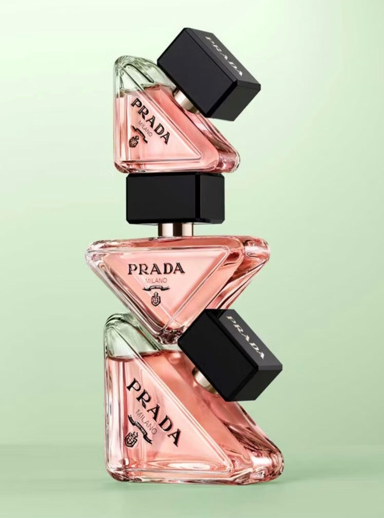 Prada Paradoxe Eau de Parfum, Floral Ambery Fragrance for Her with Neroli and Musk 90ml